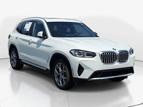 Used 2022 BMW X3 xDrive30i w/ Premium Package 2 (ZPA) AWD/4WD image 2