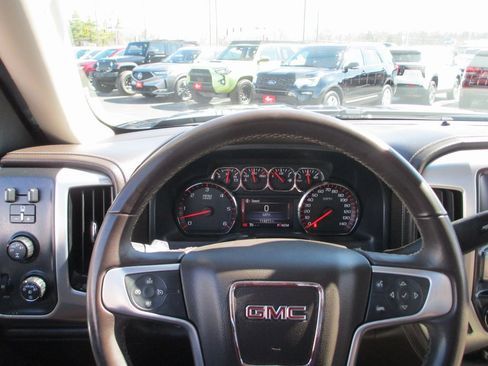 Used 2016 GMC Sierra 1500 SLE w/ SLE Value Package image 26