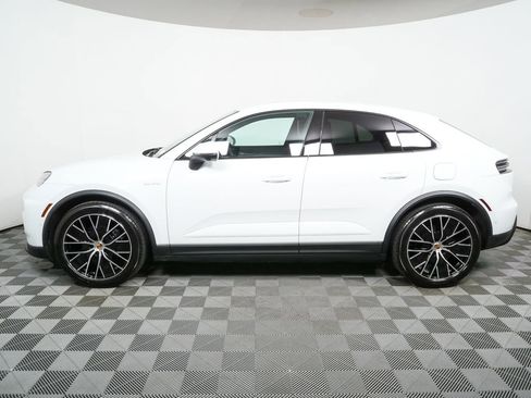 New 2026 Porsche Macan Electric image 2