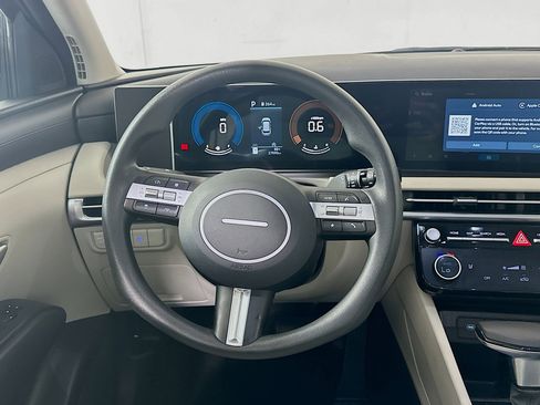Used 2025 Hyundai Tucson SEL FWD image 18