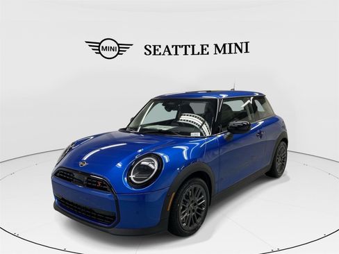 Certified 2025 MINI Cooper S image 1