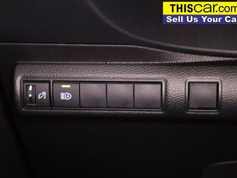 Used 2021 Toyota Corolla LE FWD image 20