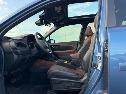 Used 2025 Subaru Forester Touring AWD/4WD image 5