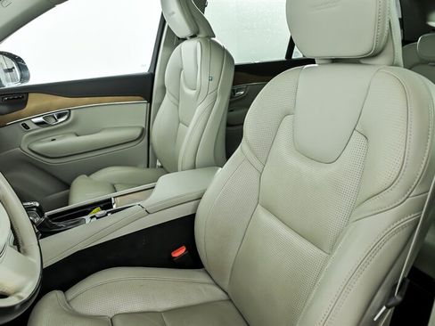 Used 2019 Volvo XC90 T6 Inscription w/ Advanced Package AWD/4WD image 17
