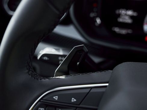 Used 2021 Lamborghini Urus image 56