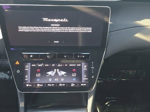 Used 2023 Maserati Grecale GT AWD/4WD image 17