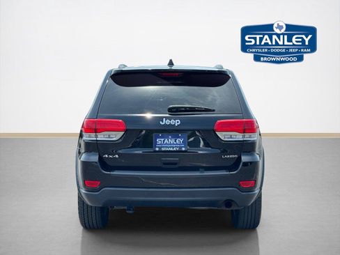 Used 2019 Jeep Grand Cherokee Laredo AWD/4WD image 10