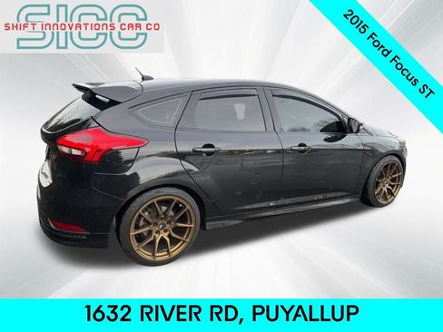 Used 2015 Ford Focus ST image 6