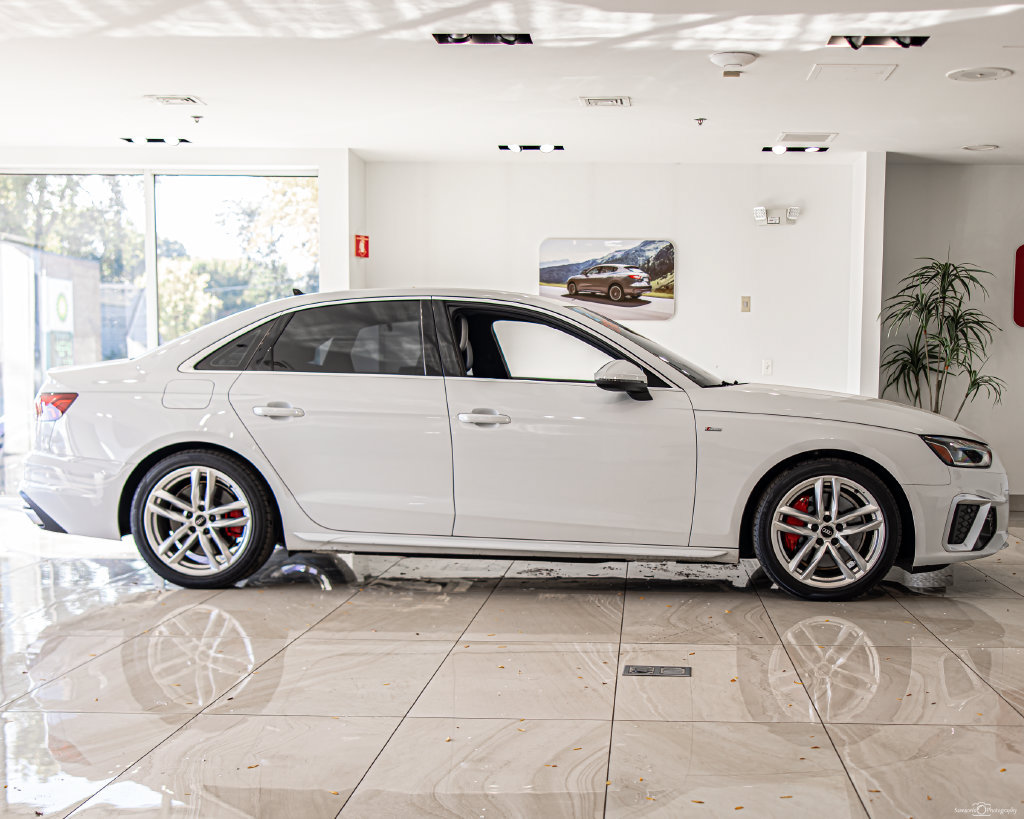 Used 2022 Audi A4 2.0T Premium Plus w/ Premium Plus Package AWD/4WD image 9