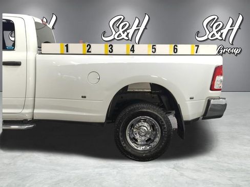 Used 2024 RAM 3500 Big Horn AWD/4WD image 24