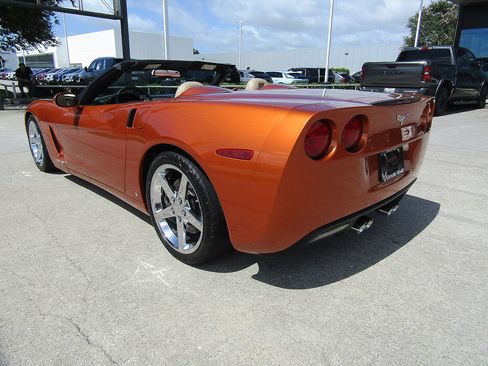 Used 2007 Chevrolet Corvette Convertible w/ Preferred Equipment Group RWD image 6