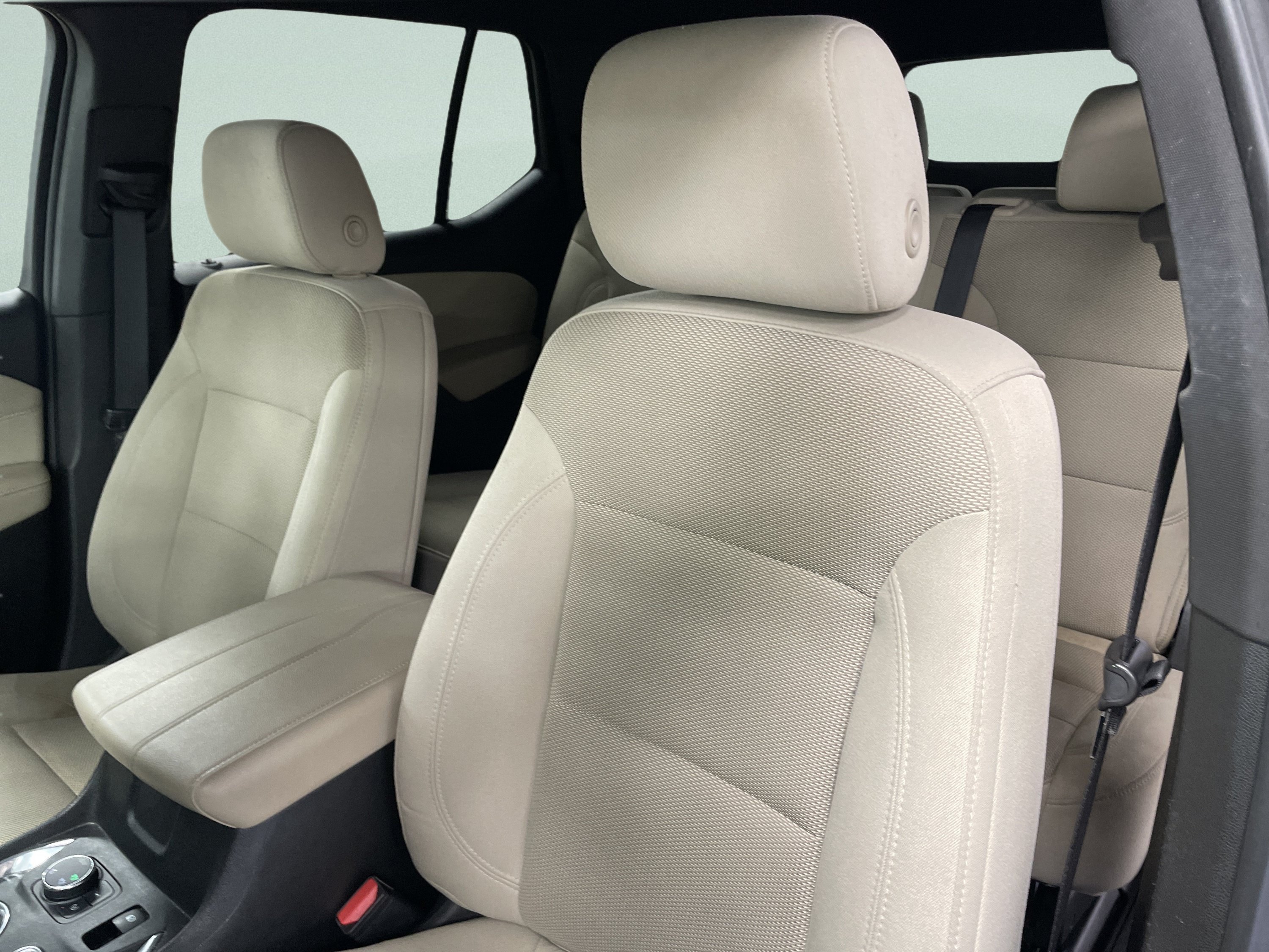 Used 2023 Chevrolet Traverse LS w/ LPO, Floor Liner Package AWD/4WD image 14