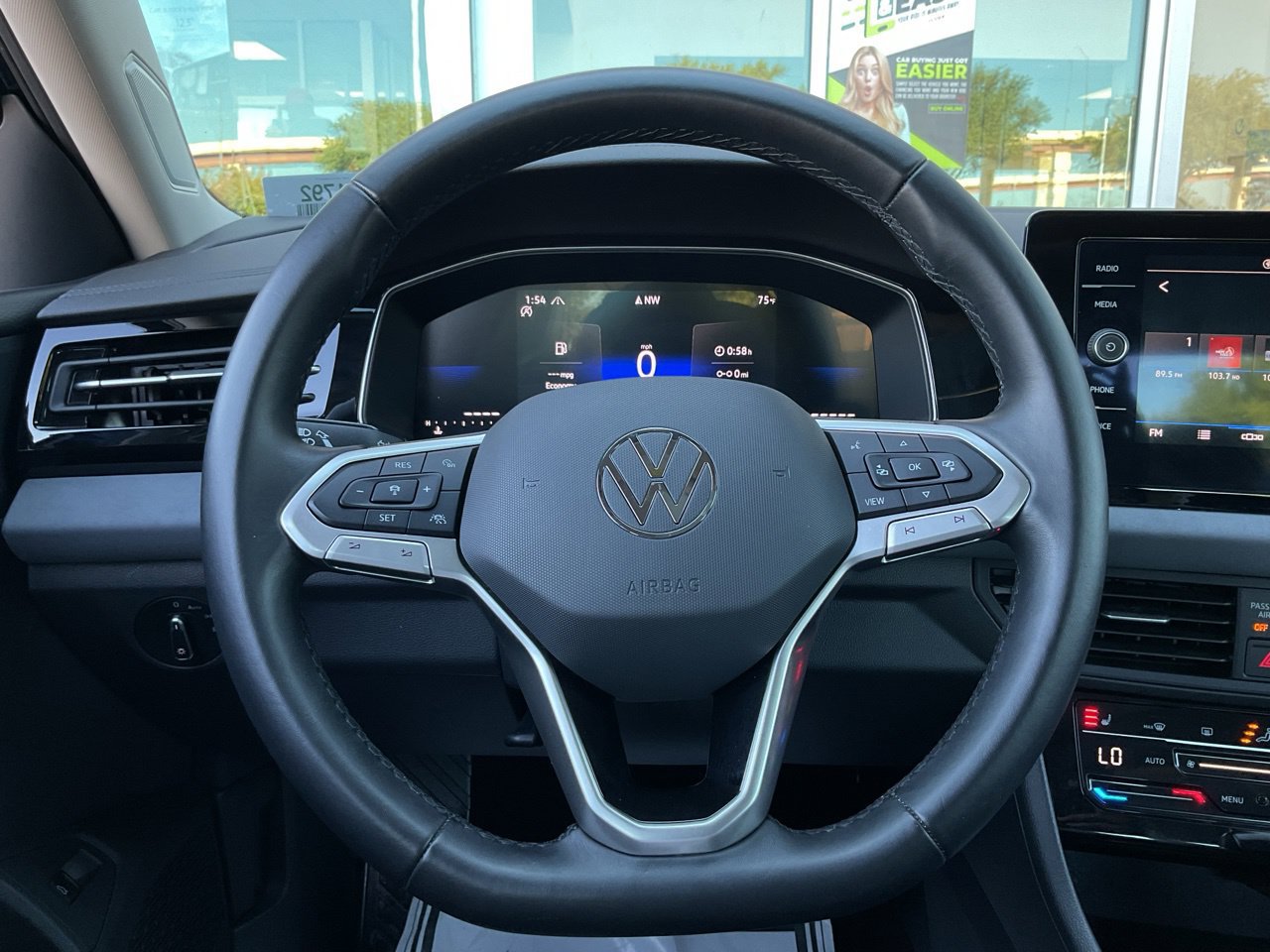 Used 2025 Volkswagen Jetta SE FWD image 35