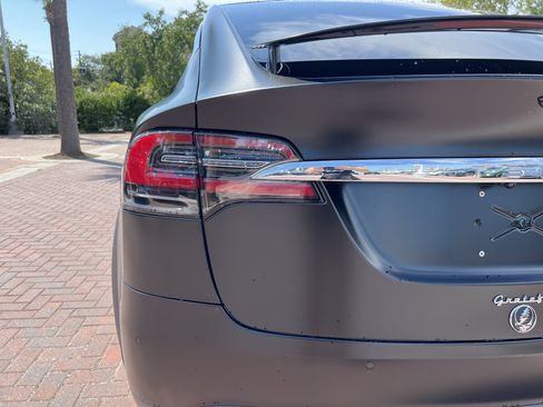 Used 2020 Tesla Model X Long Range AWD/4WD image 41
