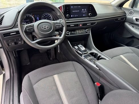 Certified 2023 Hyundai Sonata SE w/ Cargo Package FWD image 2