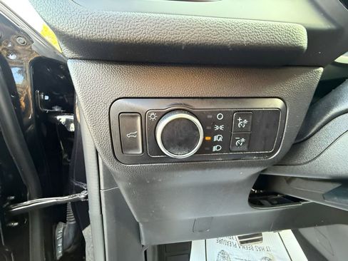 Used 2023 Ford Escape ST-Line w/ Tech Pack #1 AWD/4WD image 18