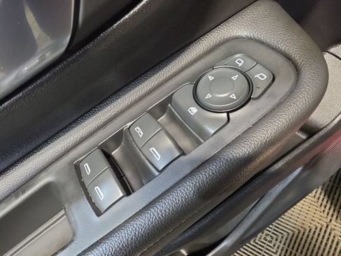 Used 2019 GMC Terrain SLE w/ Driver Convenience Package FWD image 15