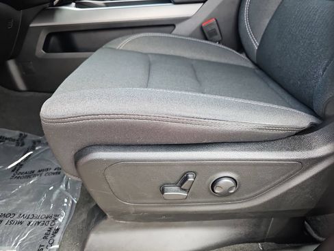 Used 2023 RAM 1500 Big Horn AWD/4WD image 18