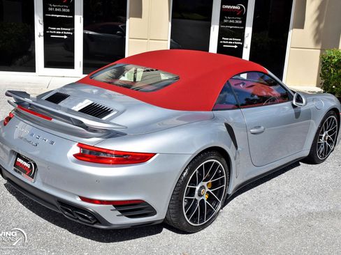 Used 2018 Porsche 911 4 Cabriolet image 24