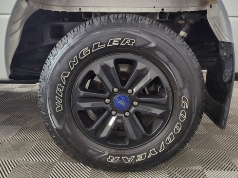 Used 2015 Ford F150 XLT w/ Equipment Group 301A Mid image 9