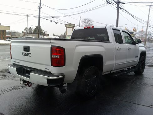 Used 2017 GMC Sierra 1500 SLE image 5