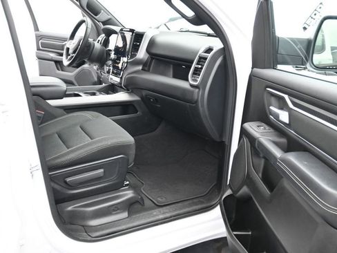 Used 2025 RAM 1500 Big Horn AWD/4WD image 12