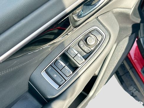 Used 2025 Subaru Outback Limited AWD/4WD image 18