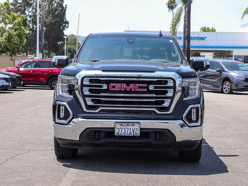 Used 2019 GMC Sierra 1500 SLT w/ SLT Premium Plus Package AWD/4WD image 2