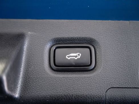 Used 2021 Hyundai Santa Fe SEL w/ Convenience Package AWD/4WD image 9