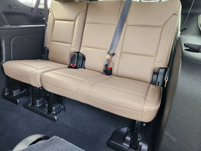 Used 2021 Chevrolet Suburban Premier RWD image 31