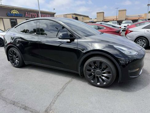 Used 2021 Tesla Model Y Long Range AWD/4WD image 12