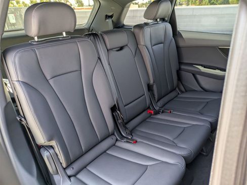 New 2025 Audi Q7 3.0T Premium Plus image 11
