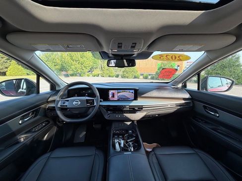 Certified 2025 Nissan Murano SL AWD/4WD image 26