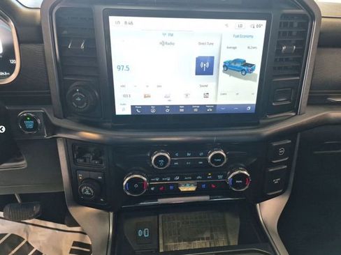 Used 2022 Ford F150 Platinum AWD/4WD image 11
