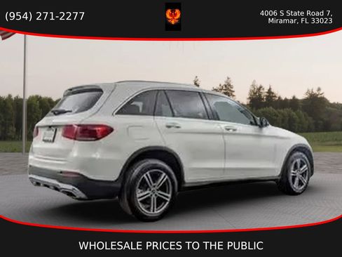 Used 2020 Mercedes-Benz GLC 300 w/ Premium Package image 5