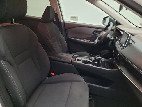 Used 2023 Nissan Rogue S AWD/4WD image 21