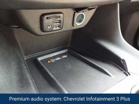 Certified 2023 Chevrolet Traverse Premier FWD image 8