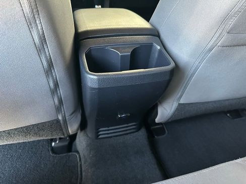 Used 2018 Toyota Tacoma SR5 image 22