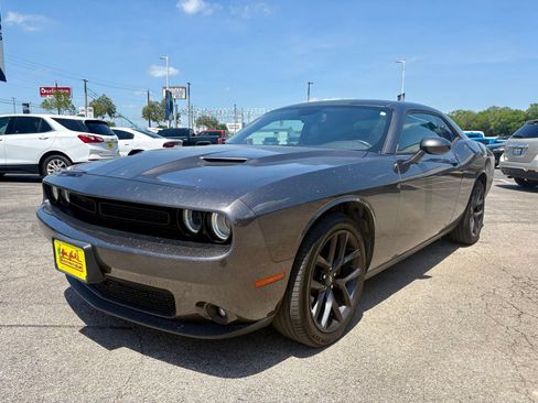 Used 2020 Dodge Challenger SXT w/ Blacktop Package RWD image 9