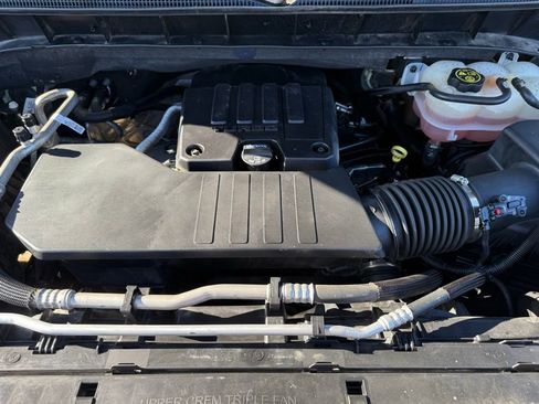 Used 2022 Chevrolet Silverado 1500 Custom AWD/4WD image 33