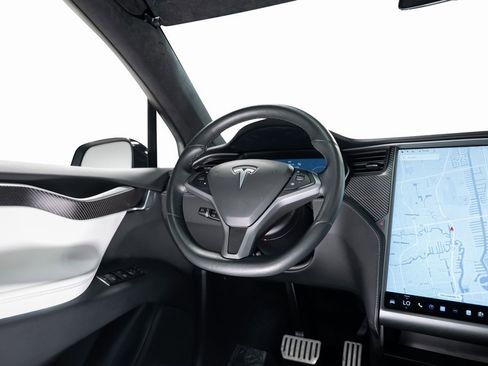 Used 2021 Tesla Model X Performance image 41