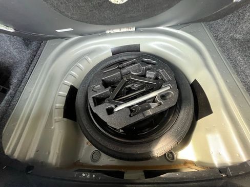 Certified 2022 Volkswagen Jetta SE image 29