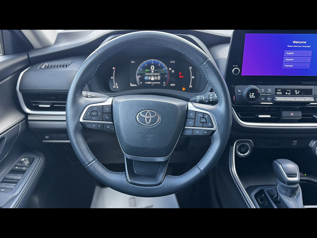 Certified 2024 Toyota Grand Highlander AWD image 35