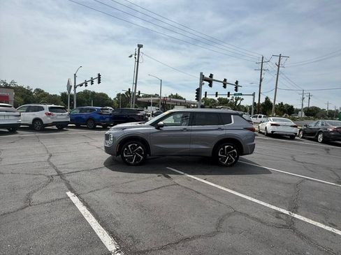 Used 2022 Mitsubishi Outlander SEL AWD/4WD image 9