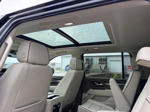 Used 2022 GMC Yukon XL Denali w/ Max Trailering Package AWD/4WD image 10