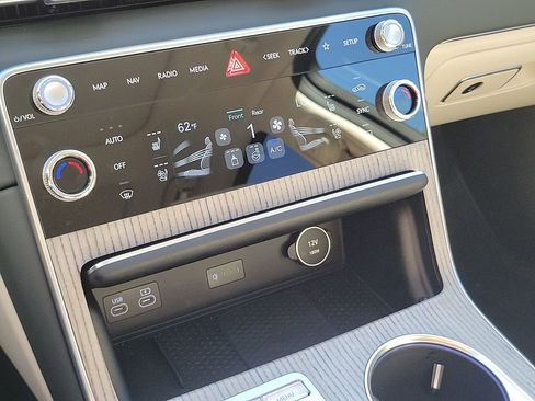 Used 2025 Genesis GV80 2.5T Advanced image 26