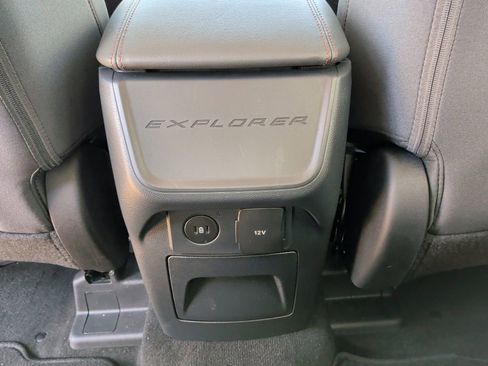 Used 2026 Ford Explorer Active image 39