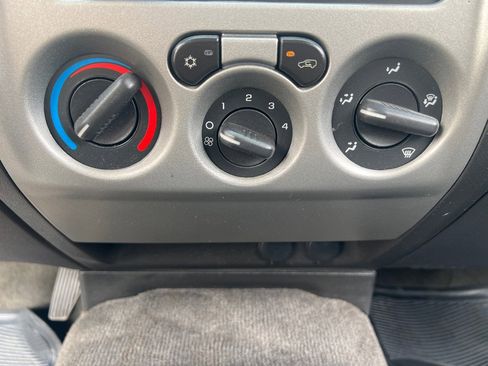 Used 2012 Chevrolet Colorado LT image 25