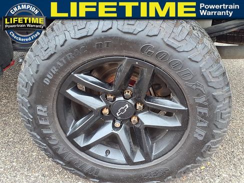 Used 2021 Chevrolet Silverado 1500 LT Trail Boss w/ Bed Protection Package AWD/4WD image 9