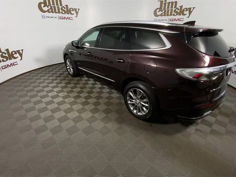 Used 2022 Buick Enclave Avenir w/ Avenir Technology Package image 6